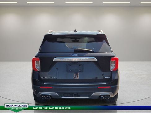 Used 2020 Ford Explorer Platinum w/ Premium Technology Package AWD/4WD image 5