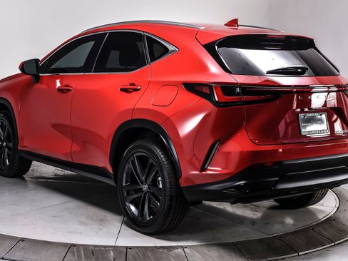 Used 2024 Lexus NX 450h+ AWD w/ Vision Package image 5