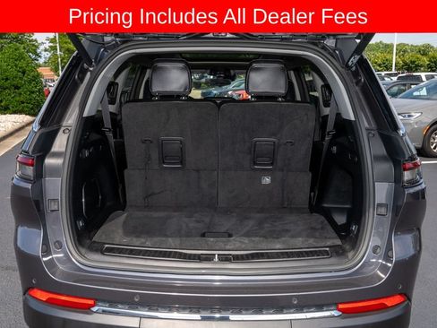 Used 2021 Jeep Grand Cherokee L Limited AWD/4WD image 5