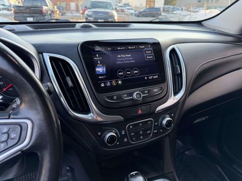 Used 2020 Chevrolet Equinox Premier AWD/4WD image 37