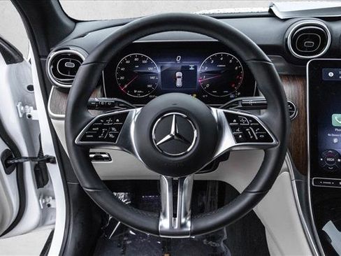 Certified 2025 Mercedes-Benz GLC 300 4MATIC image 13