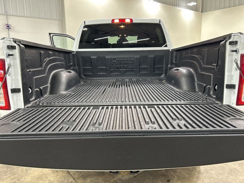 Used 2024 RAM 2500 Big Horn image 25