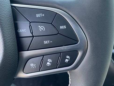 New 2026 Chrysler Voyager LX image 18