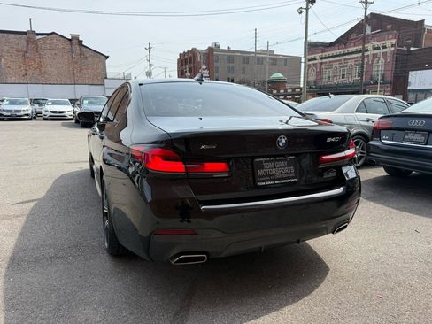Used 2022 BMW 540i xDrive w/ M Sport Package image 4