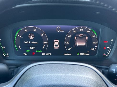 Used 2025 Honda Accord Sport image 19