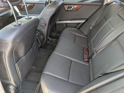 Used 2011 Mercedes-Benz GLK 350 4MATIC image 28