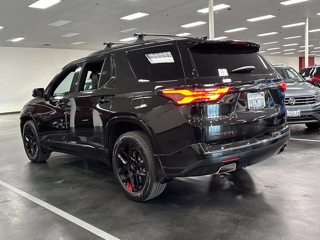 Used 2022 Chevrolet Traverse Premier w/ Redline Edition AWD/4WD image 5