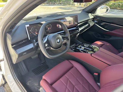 New 2026 BMW 530i w/ Premium Package image 32