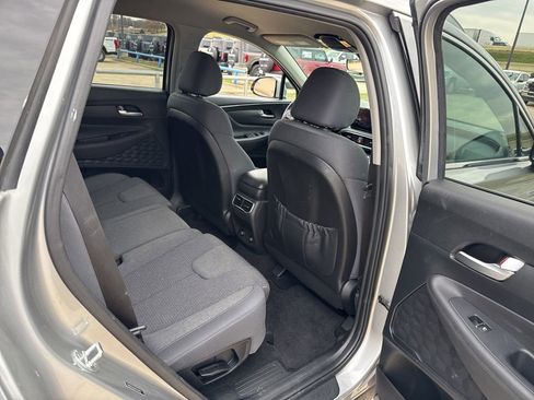 Used 2023 Hyundai Santa Fe SEL image 13