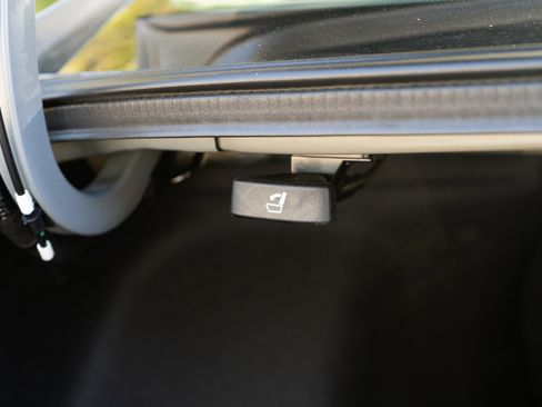 Certified 2025 Honda Civic Sport image 42