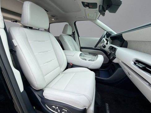 Used 2026 Hyundai Palisade Calligraphy AWD/4WD image 16
