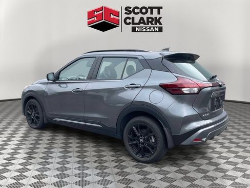 Used 2023 Nissan Kicks SR w/ SR Premium Package FWD image 4