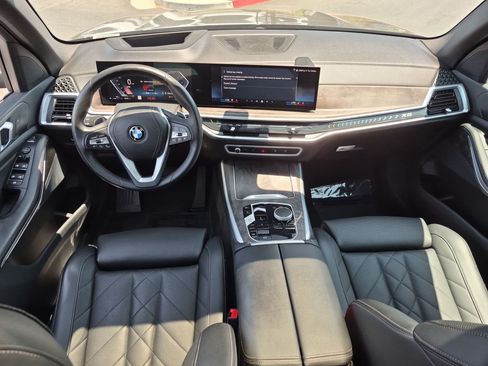 Used 2024 BMW X5 xDrive40i w/ Parking Assistance Package AWD/4WD image 30