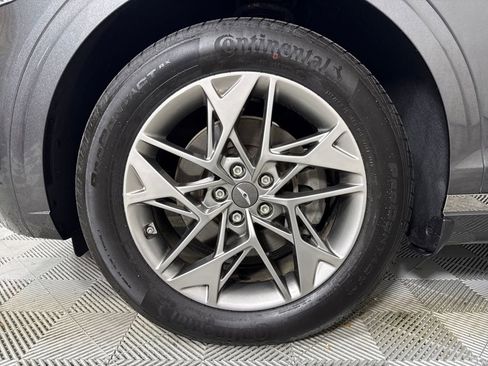 Certified 2022 Genesis GV70 2.5T w/ Advanced Package image 25