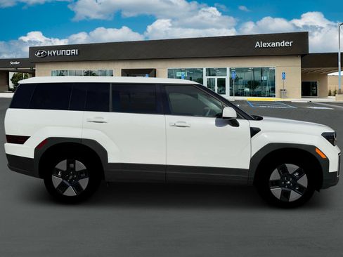 New 2026 Hyundai Santa Fe SE image 9