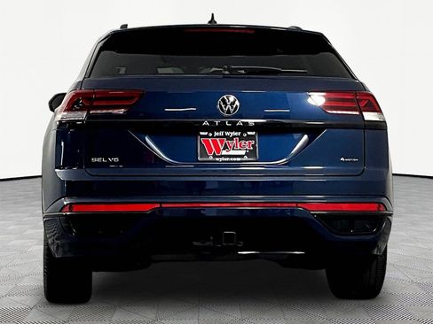 Used 2023 Volkswagen Atlas Cross Sport SEL R-Line AWD/4WD image 5
