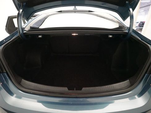 Used 2024 Chevrolet Malibu LT image 10