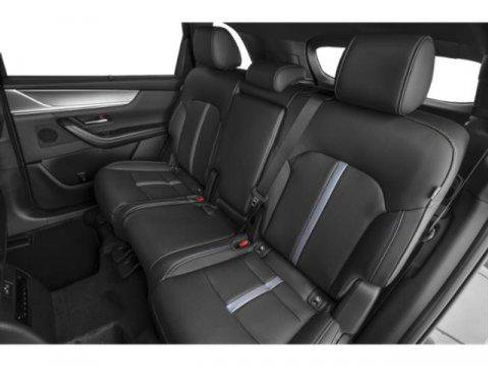 Certified 2025 MAZDA CX-70 Plug-In Hybrid w/ Premium Plus image 15