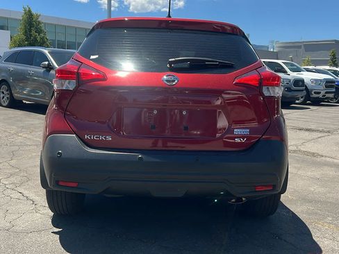 Used 2020 Nissan Kicks SV FWD image 6