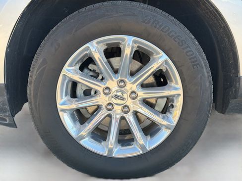 Used 2014 Lincoln MKX Base w/ Equipment Group 101A image 40