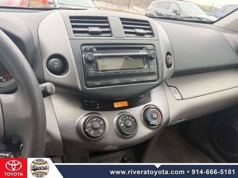 Used 2012 Toyota RAV4 4WD V6 w/ Upgrade Value Pkg image 16