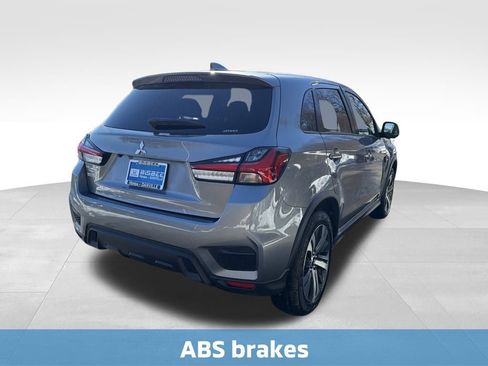 Used 2025 Mitsubishi Outlander Sport ES image 8