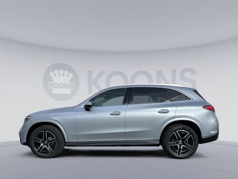 Certified 2025 Mercedes-Benz GLC 300 4MATIC image 2