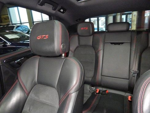 Used 2017 Porsche Macan GTS image 29