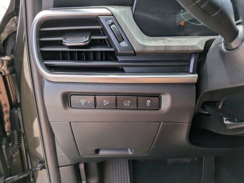 Used 2024 Kia Telluride EX FWD image 30