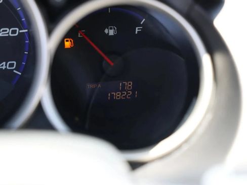 Used 2008 Honda Fit image 39