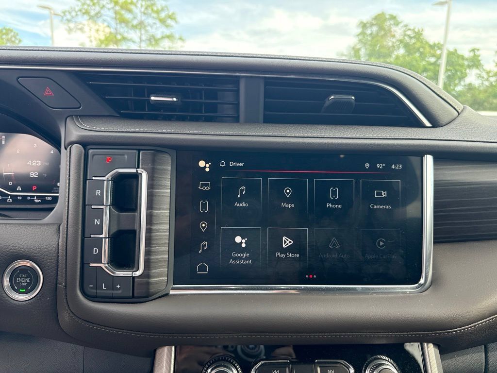 Used 2022 GMC Yukon Denali RWD image 18