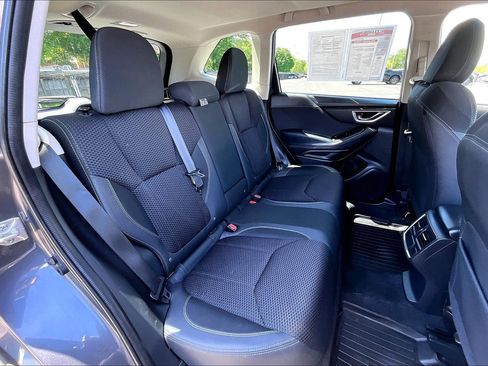 Used 2023 Subaru Forester Premium AWD/4WD image 25