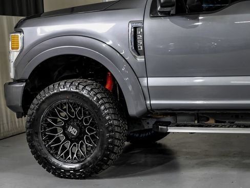 Used 2022 Ford F250 Lariat w/ Lariat Value Package AWD/4WD image 13