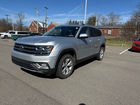 Used 2018 Volkswagen Atlas SEL image 3