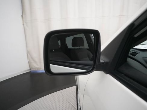 Used 2012 Nissan Rogue SV image 26