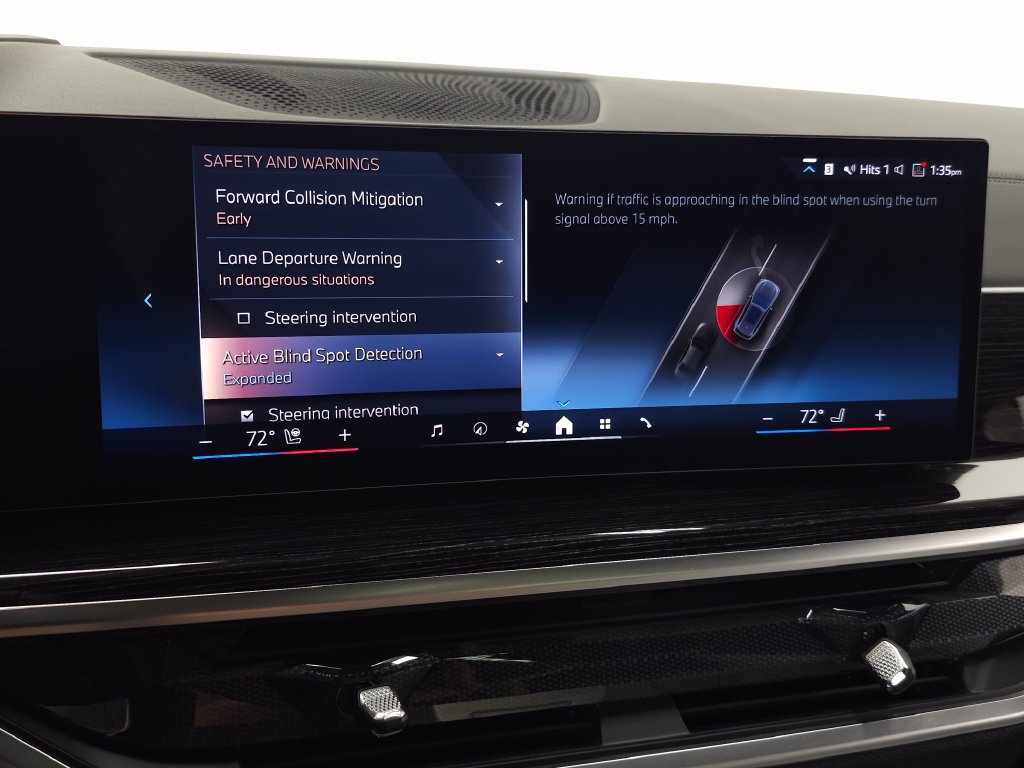 Used 2026 BMW X5 xDrive40i w/ M Sport Package AWD/4WD image 28