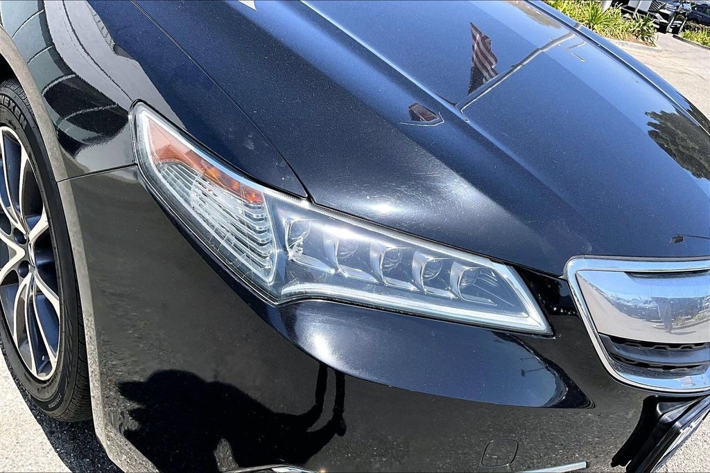 Used 2016 Acura TLX w/ Technology Package FWD image 32
