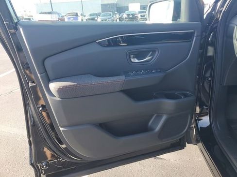 New 2025 Honda Pilot Sport image 36