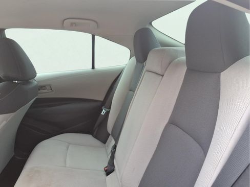 Used 2022 Toyota Corolla LE w/ LE Convenience Package FWD image 11