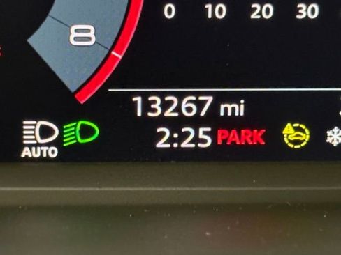 Used 2022 Audi Q3 2.0T Premium Plus w/ Premium Plus Package image 19