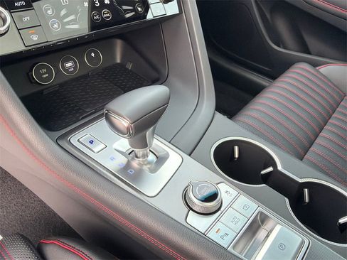 Used 2024 Genesis G70 3.3T Advanced image 31