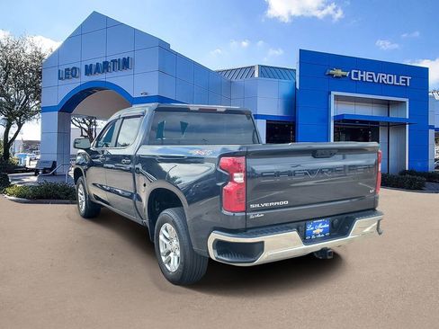 Used 2023 Chevrolet Silverado 1500 LT AWD/4WD image 4
