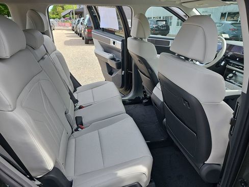 New 2026 Hyundai Santa Fe SEL FWD image 11