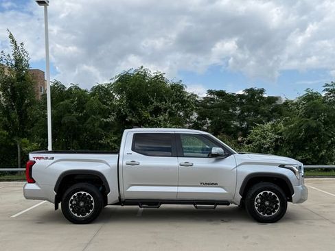 Used 2026 Toyota Tundra SR5 w/ TRD Off-Road Premium Package AWD/4WD image 5