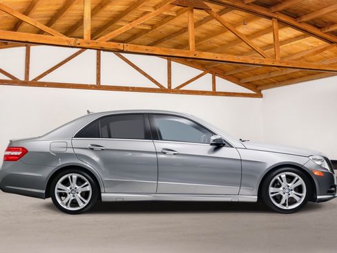 Used 2013 Mercedes-Benz E 350 Sedan image 6