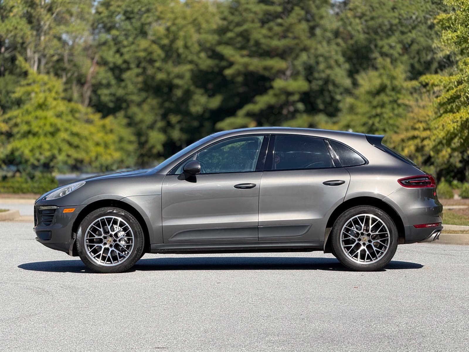 Used 2015 Porsche Macan S AWD/4WD image 9
