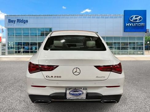 Used 2021 Mercedes-Benz CLA 250 4MATIC image 5
