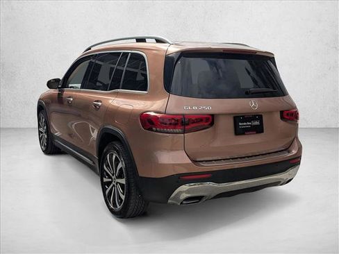 Certified 2022 Mercedes-Benz GLB 250 image 8
