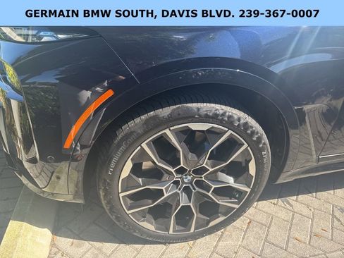 Used 2025 BMW X7 M60i image 3