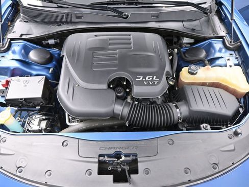 Used 2022 Dodge Charger SXT image 31